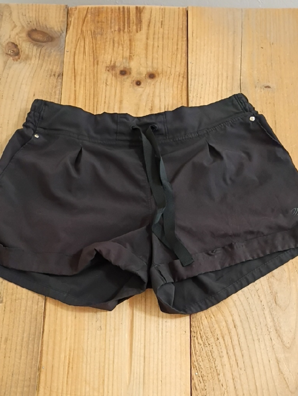 MPG Black Drawstring Waist Cuffed Short Size L